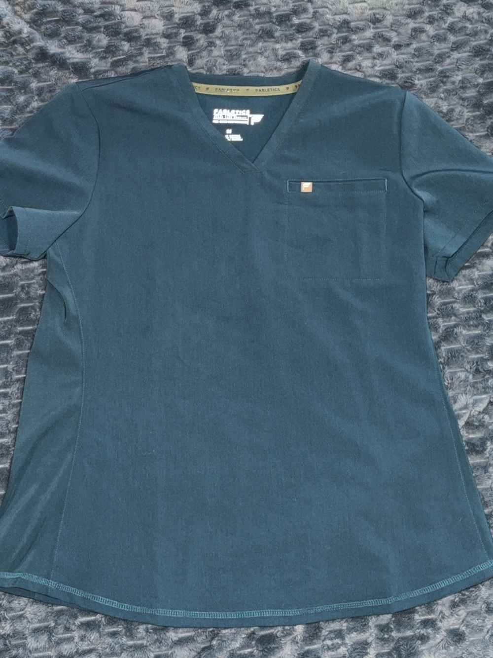Fabletics Women’s Scrub Top